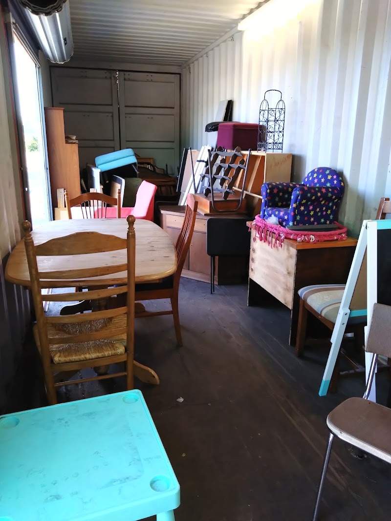 Check out Re-Use Shop in Tinwald