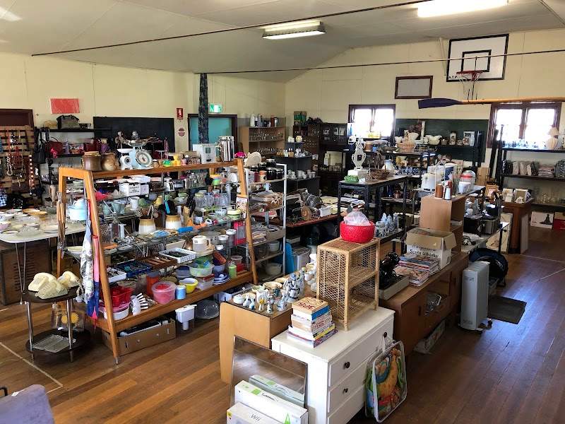 Check out The Treasure Hunter’s Hall Lake Bolac in Lake Bolac