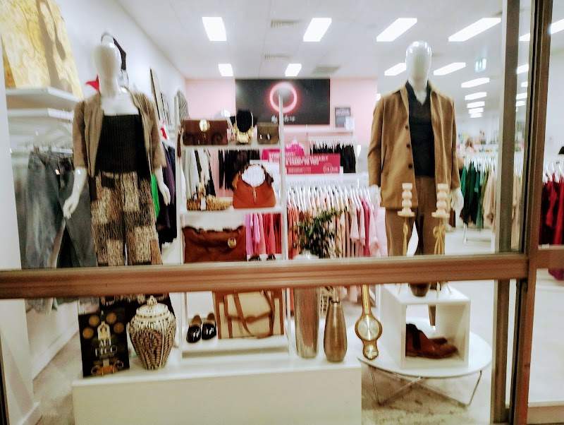 Check out Salvos Stores Morningside in MORNINGSIDE