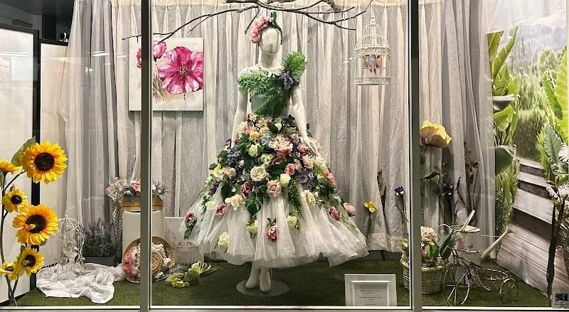 Check out Vinnies Batemans Bay in BATEMANS BAY