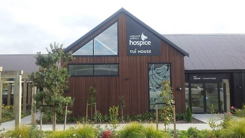 Check out Harbour Hospice Shop – Warkworth in Helensville