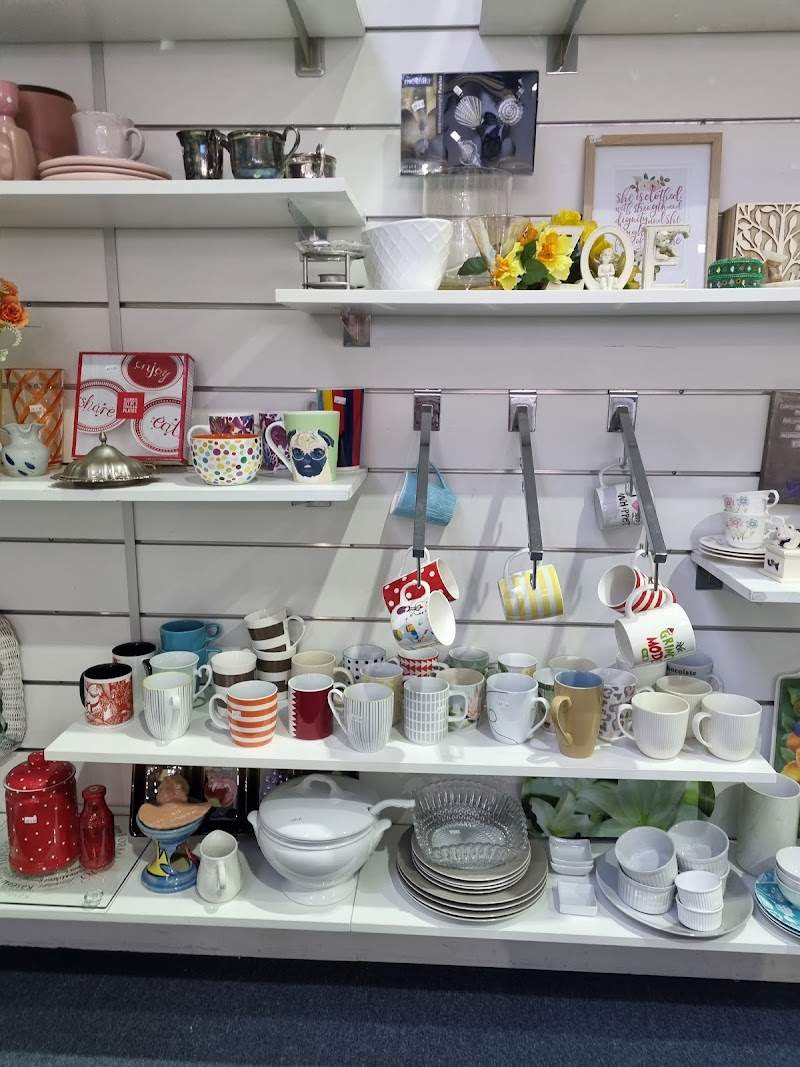 Check out Salvos Stores Ringwood in RINGWOOD