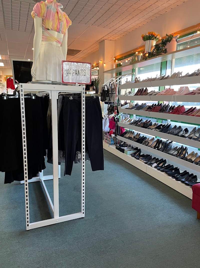 Check out Salvation Army Bellarine Highway Thrift Shop in Moolap