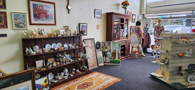 Check out Hospice Boutique Wanganui in Whanganui