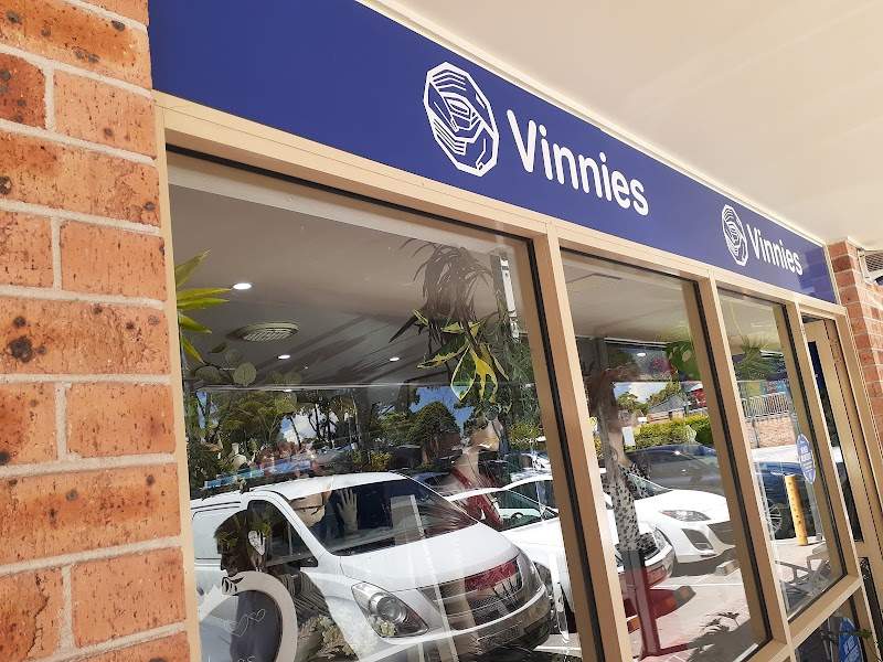 Check out Vinnies Dural in DURAL