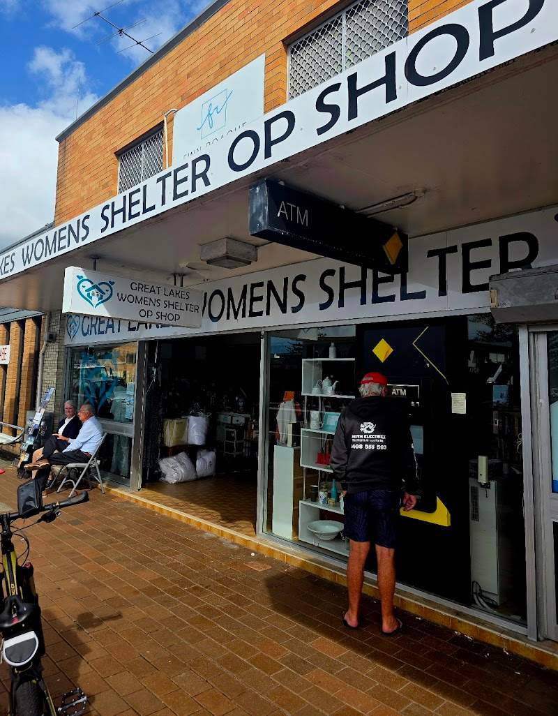 Check out GLWS op shop Tuncurry in Tuncurry