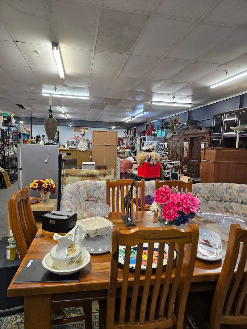 Check out Manny's Clearance Recycling in Waitangirua