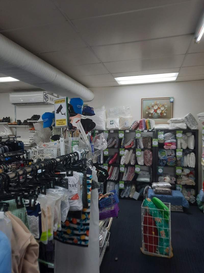 Check out Vinnies Clayton in CLAYTON