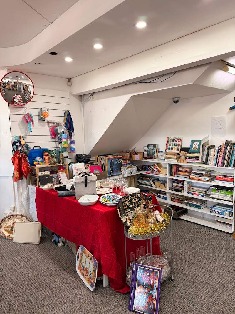 Check out BMD – Blue Mountains & Districts Cat Welfare Group Inc. Op Shop Katoomba in Katoomba