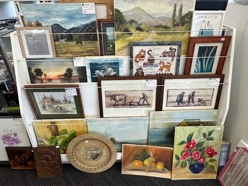 Check out Tawa Salvation Army Family Store in Tawa