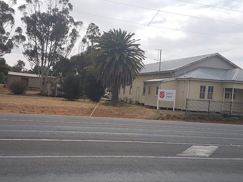 Check out Salvo thrift op shop Ouyen in Ouyen