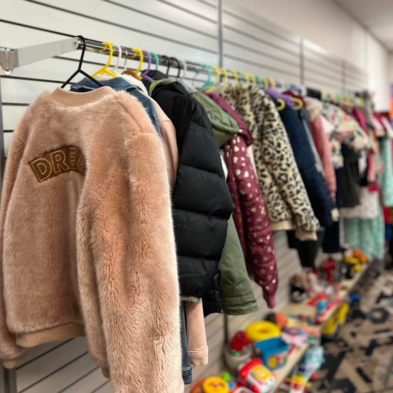 Check out Church 4 Life Op Shop Woodrising in Woodrising