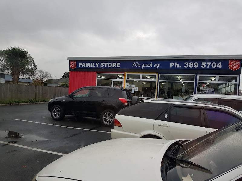 Check out Linwood Family Store in Linwood