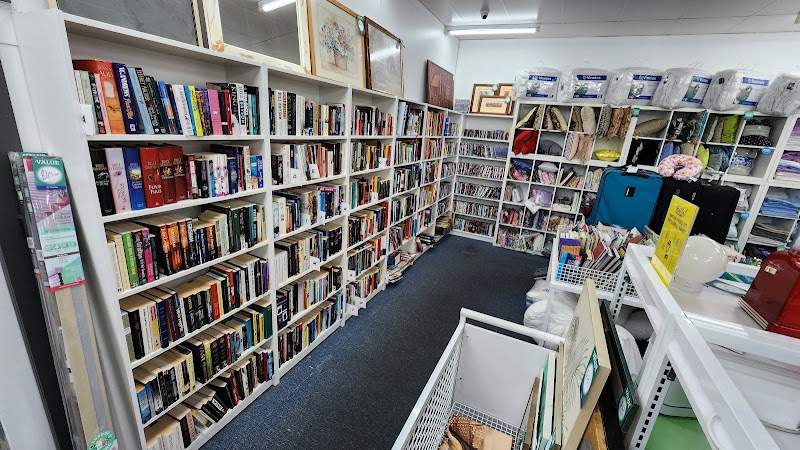 Check out Vinnies Melton in MELTON
