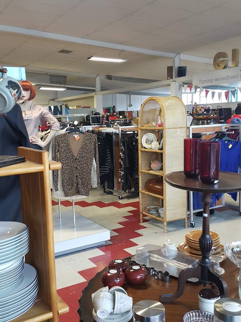 Check out Waipuna Hospice Charity Shop - Te Puke in Te Puke