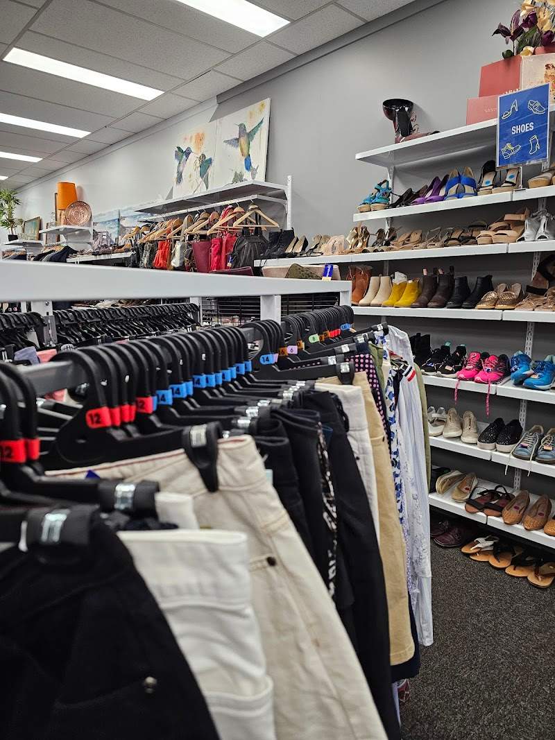 Check out Vinnies Tumut in TUMUT