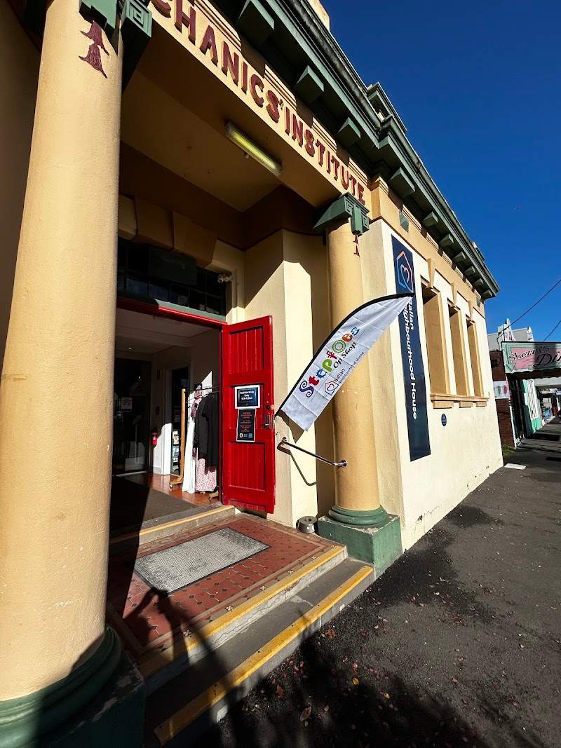 Check out Steptoes Op Shop - Ballan Neighbourhood House in Ballan