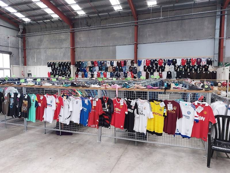 Toff's Recycled Clothing, photo 1 of 4