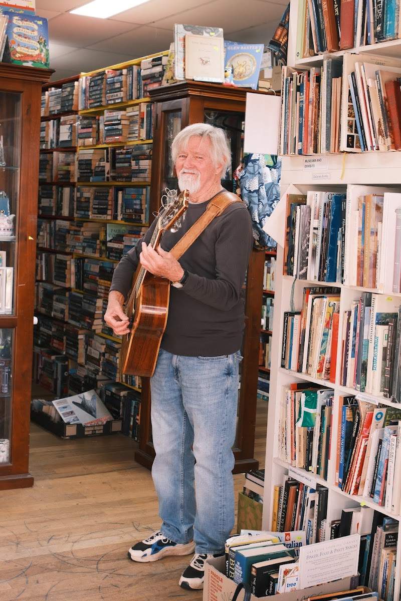Check out Bella's Second Hand Book Store in Osborne Park