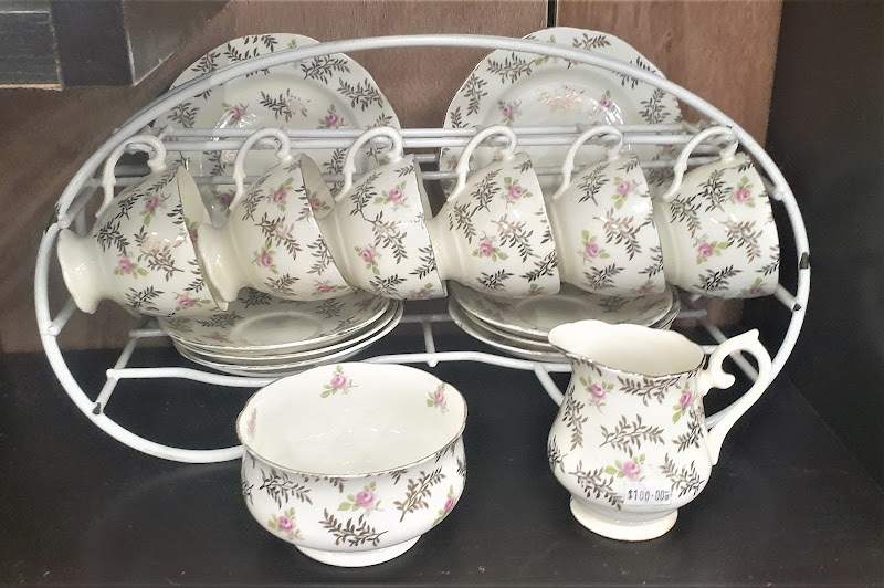 Check out The Hospice Shop – Glen Eden in Glen Eden