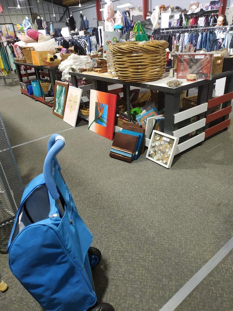 Check out Lifeline Shop Manunda in Manunda