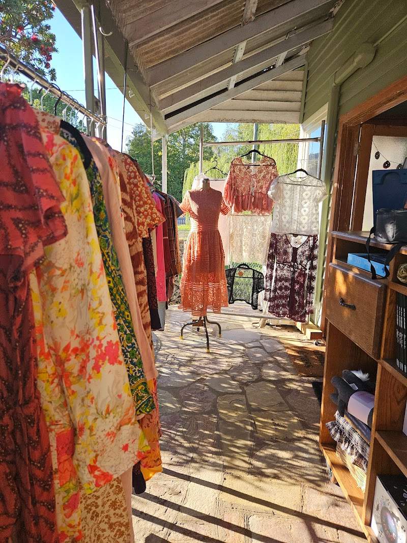 Check out Bowerbird House Bethanga in Bethanga