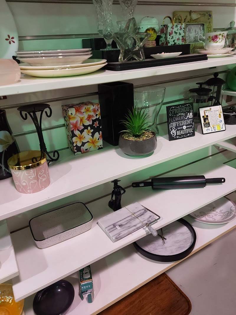 Check out Salvos Stores Thornlie in THORNLIE