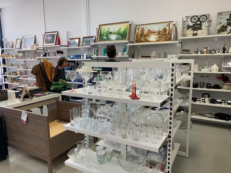 Check out Salvos Stores Mitchelton in MITCHELTON