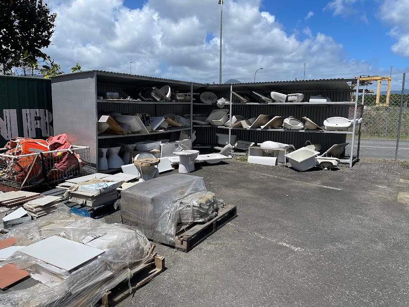 Check out Buy Back Shop Cairns in Portsmith