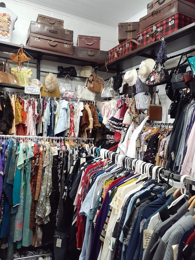 Check out Memento Vintage & Antiques in Katoomba