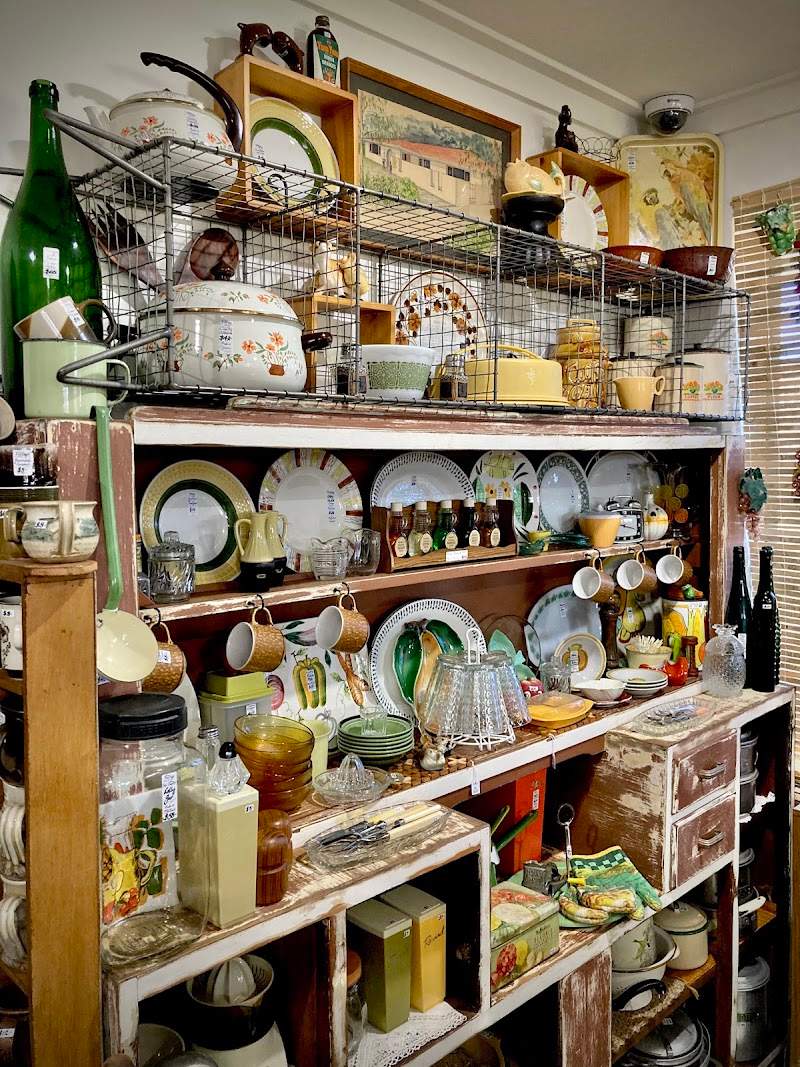 Check out Ren's Retro in Mandurah