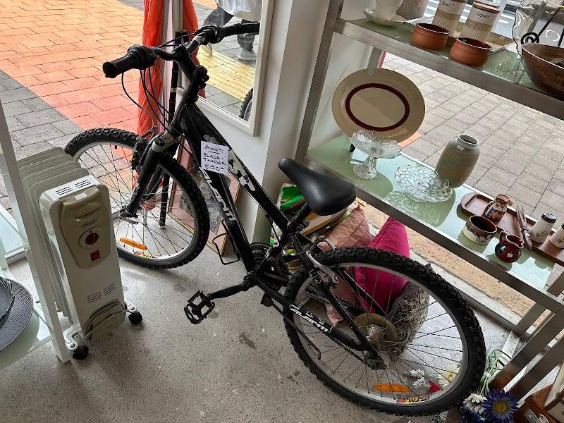 Check out Harbour Hospice Shop Takapuna in Takapuna