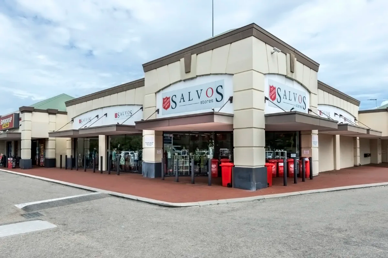 Check out Salvos Stores Whitfords in HILLARYS