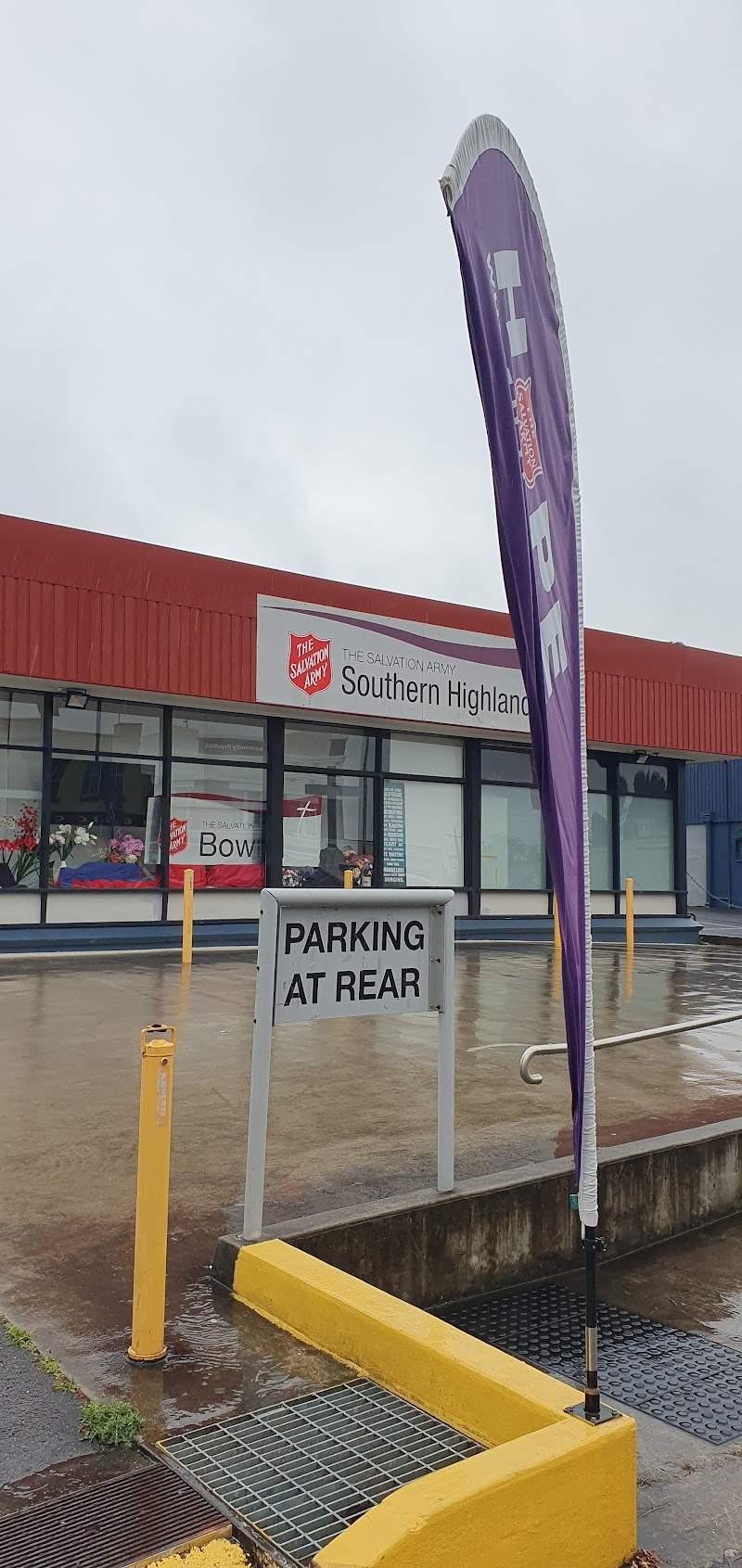 Check out Salvation Army Op Shop – Bowral – 418-420 Bong Bong St in Bowral