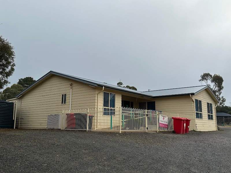 Check out Red Cross Op Shop Eudunda in Eudunda