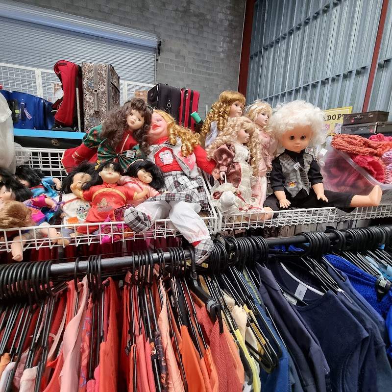 Check out AWLQ Labrador Warehouse Op Shop in Labrador