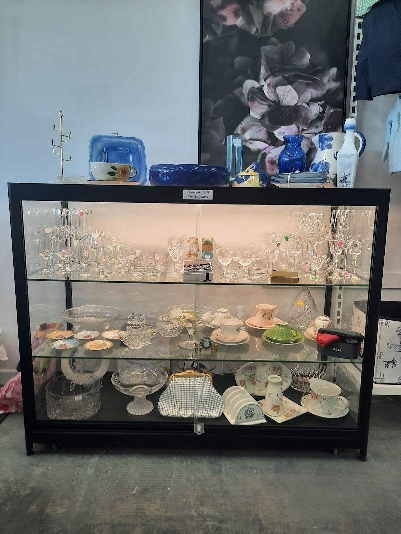 Check out Edgeworth Allira House Op Shop in Edgeworth