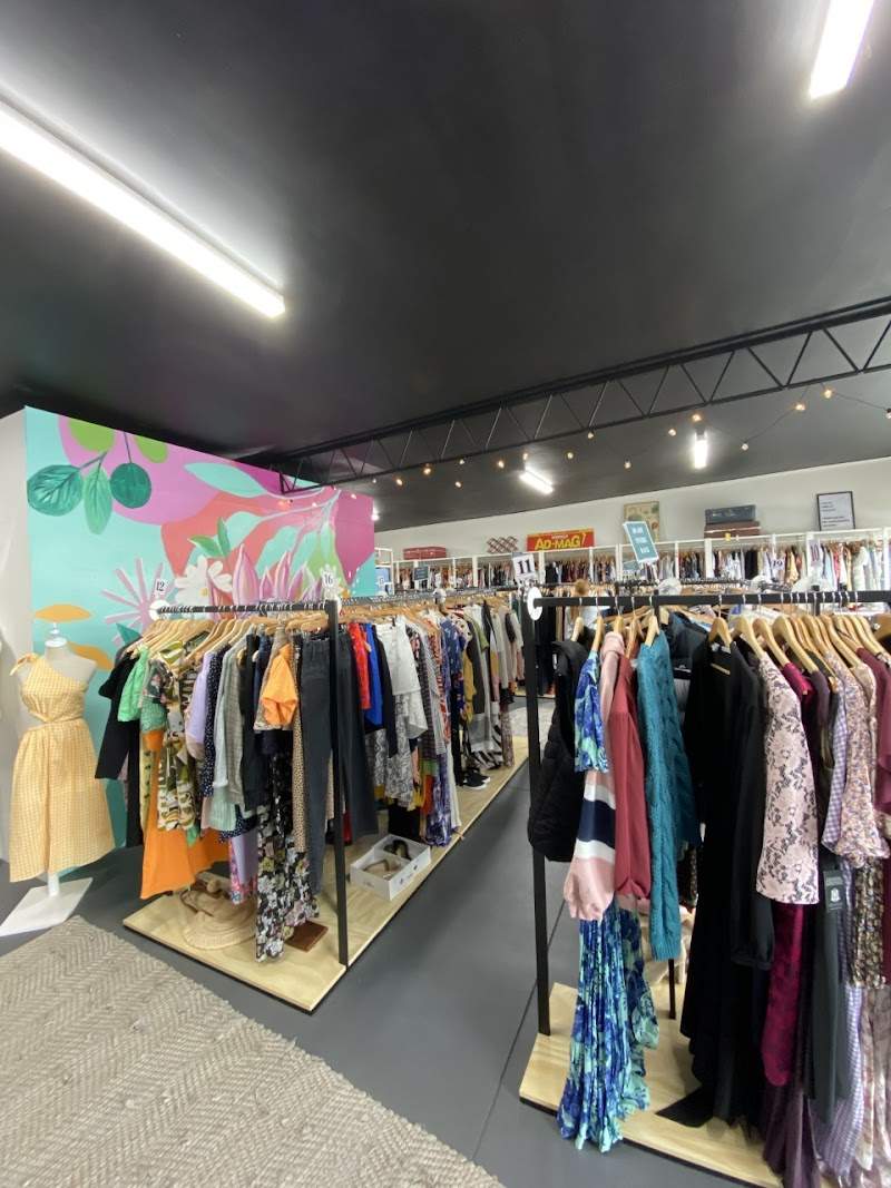 Check out Tweedehands Preloved Market Modbury in Modbury