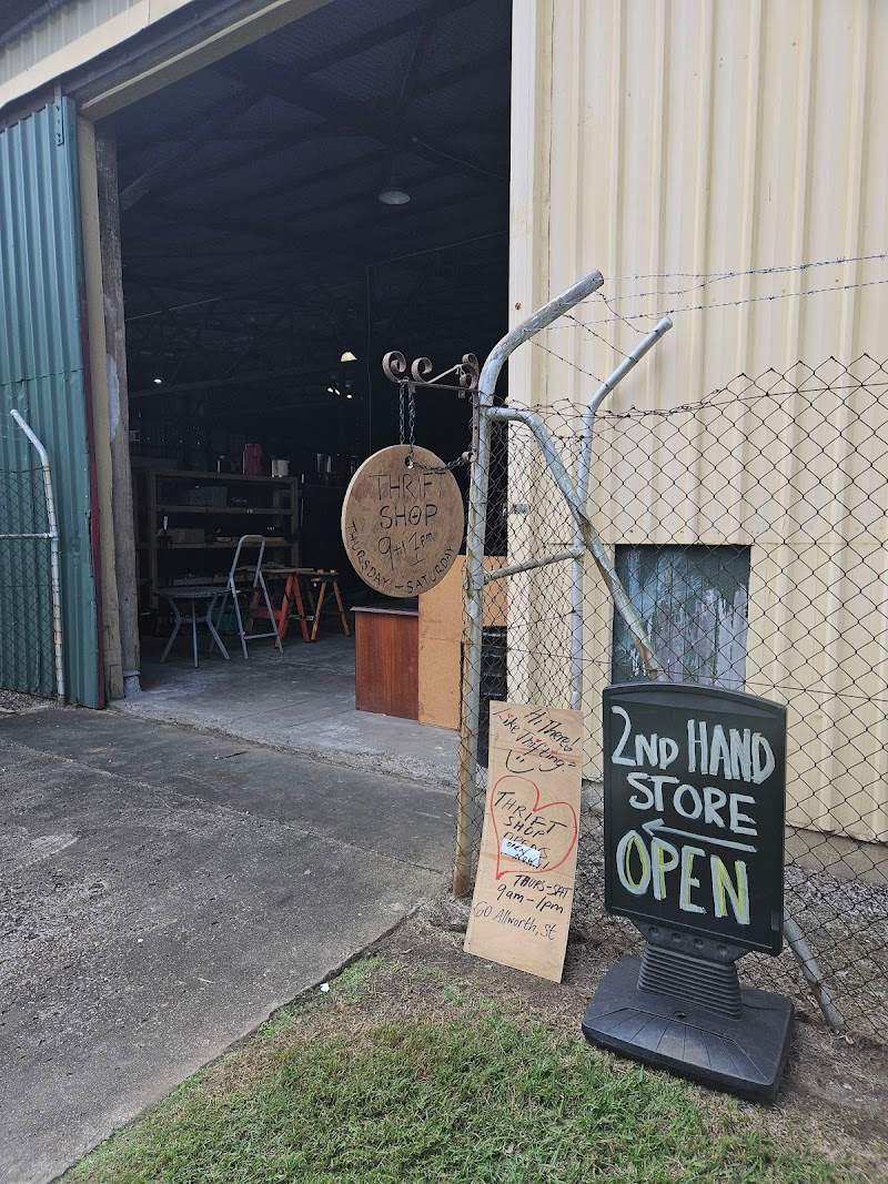 Check out Randall’s Thrift Northgate in Northgate