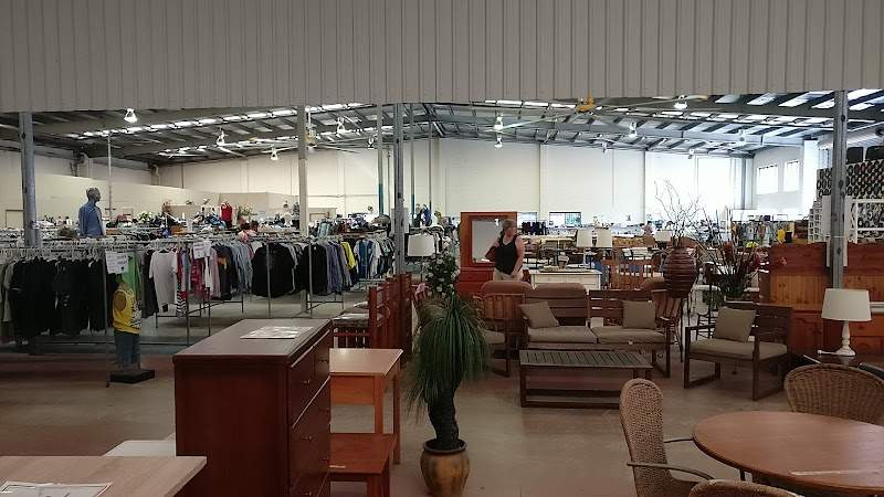 Check out Lifeline Shop Molendinar in Molendinar