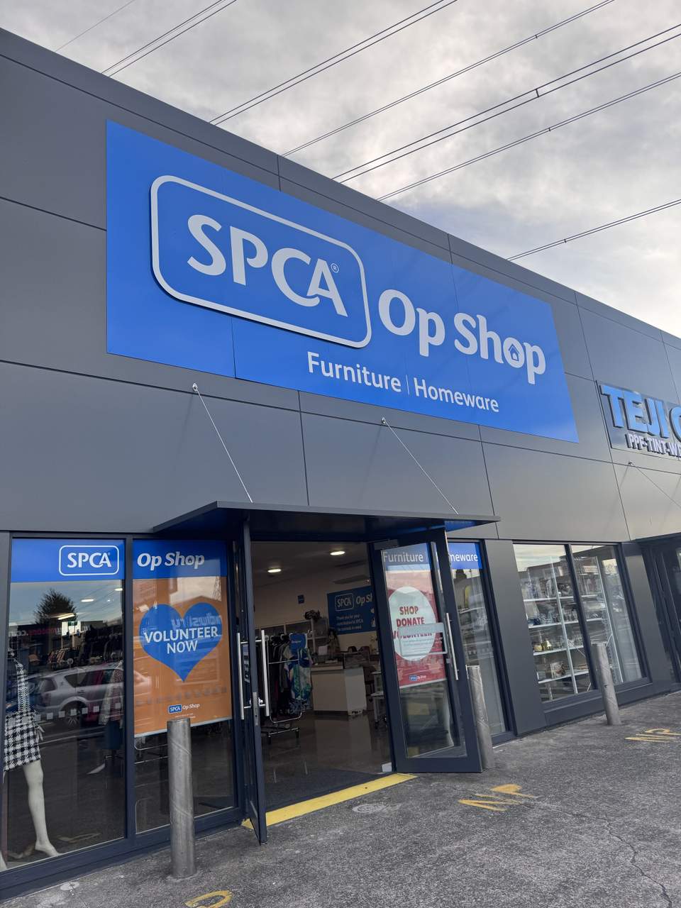 Shop really filling out note after opening in March. Easy stop in when heading up Gt South Rd with parking outside.